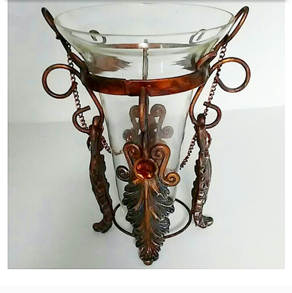 Hurricane Candle Holder With Hanging Chain